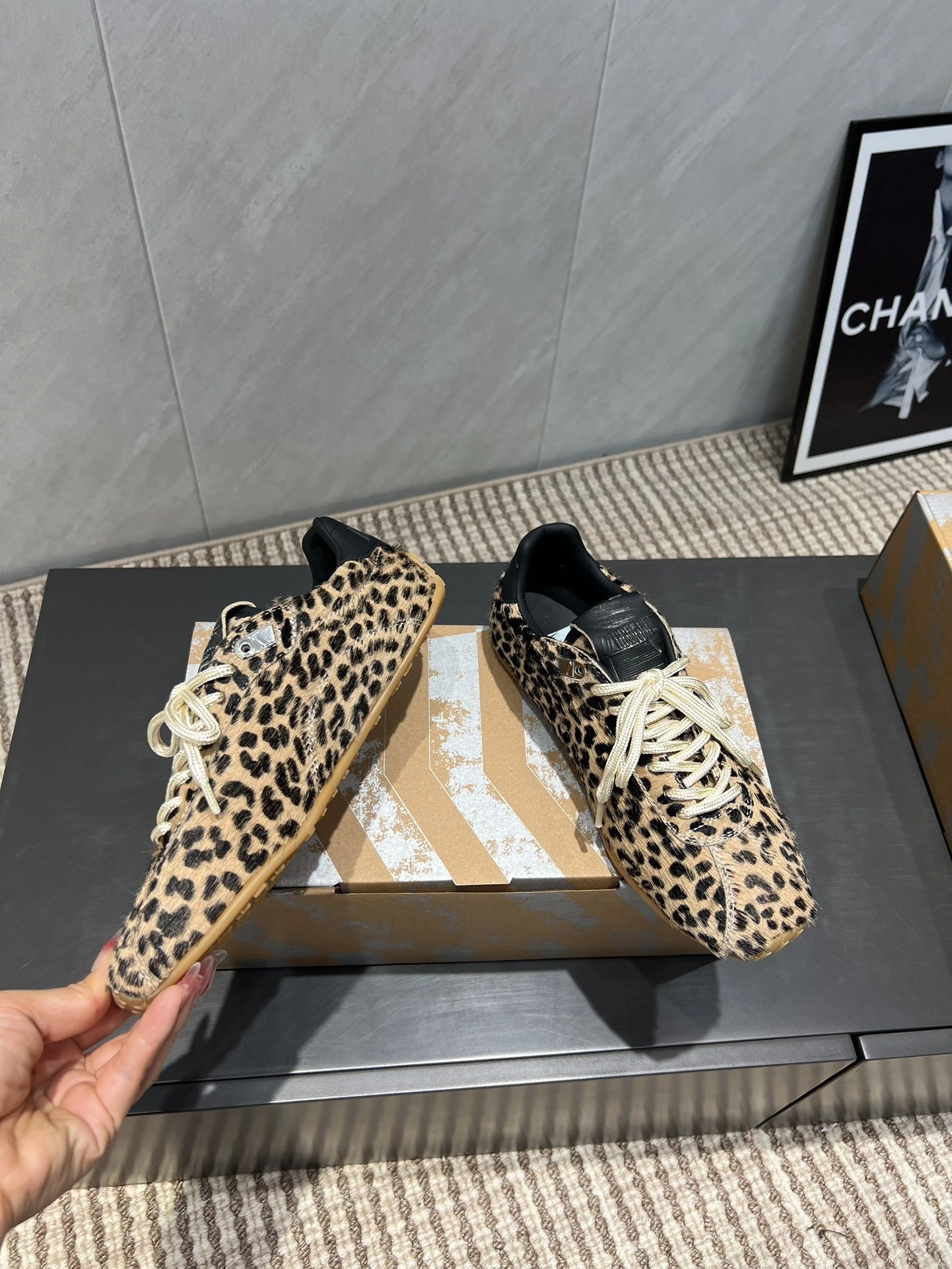 COCO-- 6642 GWF00923.F007409.55671 cowhide sheepskin item:E-X032I2511